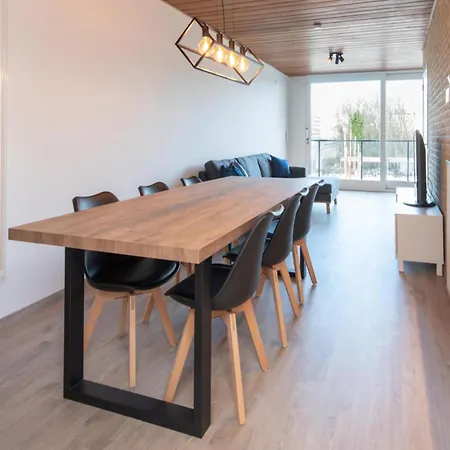 شقة Beautiful Duplex In
